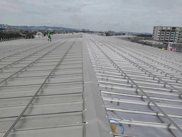 Shantou, China-7.58 MW Metal Roof Mounting System